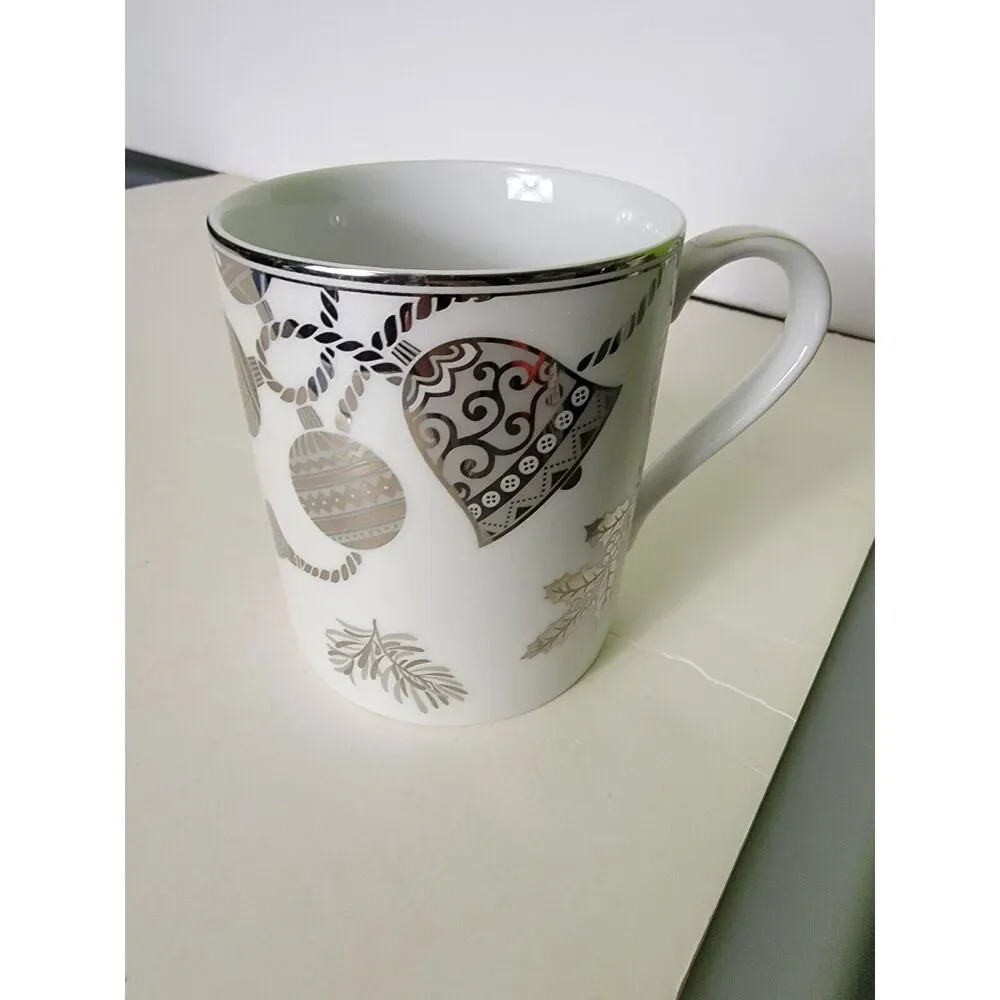 Mikasa HOLIDAY GALA PATTERN 12 oz Coffee Mug Tea Cup‎ CHRISTMAS - HOLIDAY
